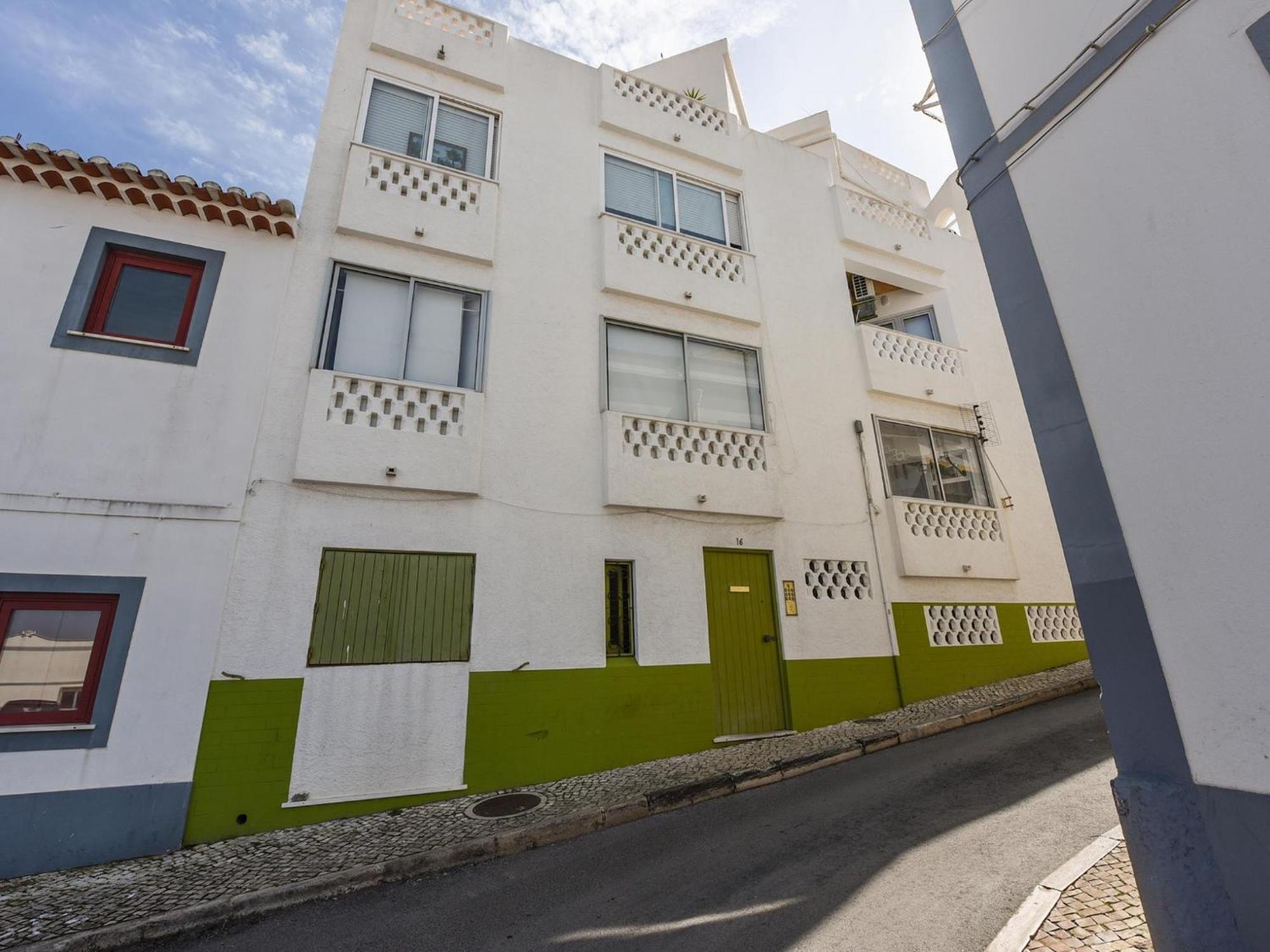 Apt. Largo Do Postigo Apartamento